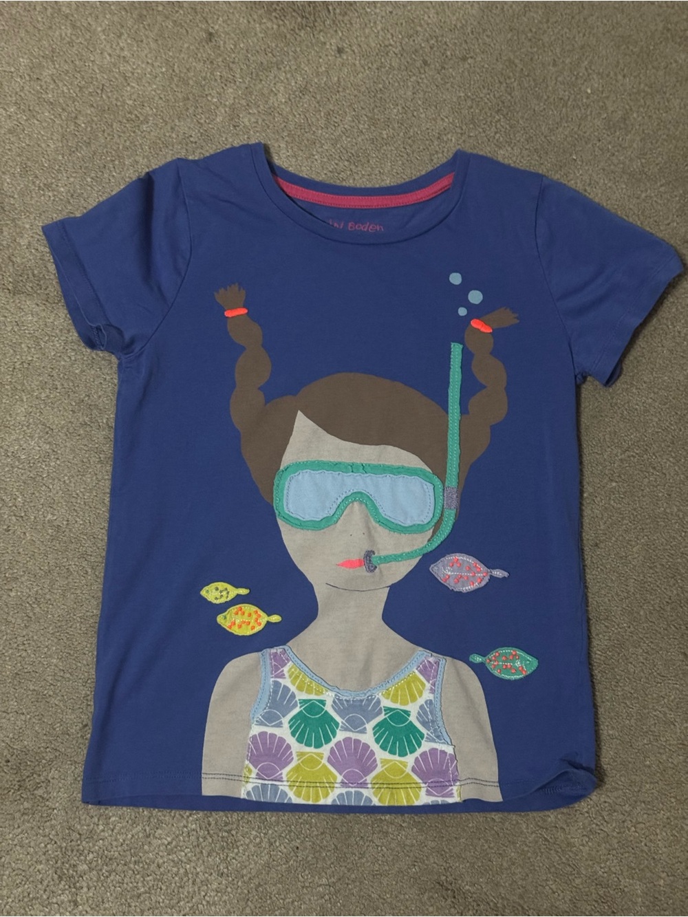 Mini Boden Girls Snorkel Graphic Tee size 7-8